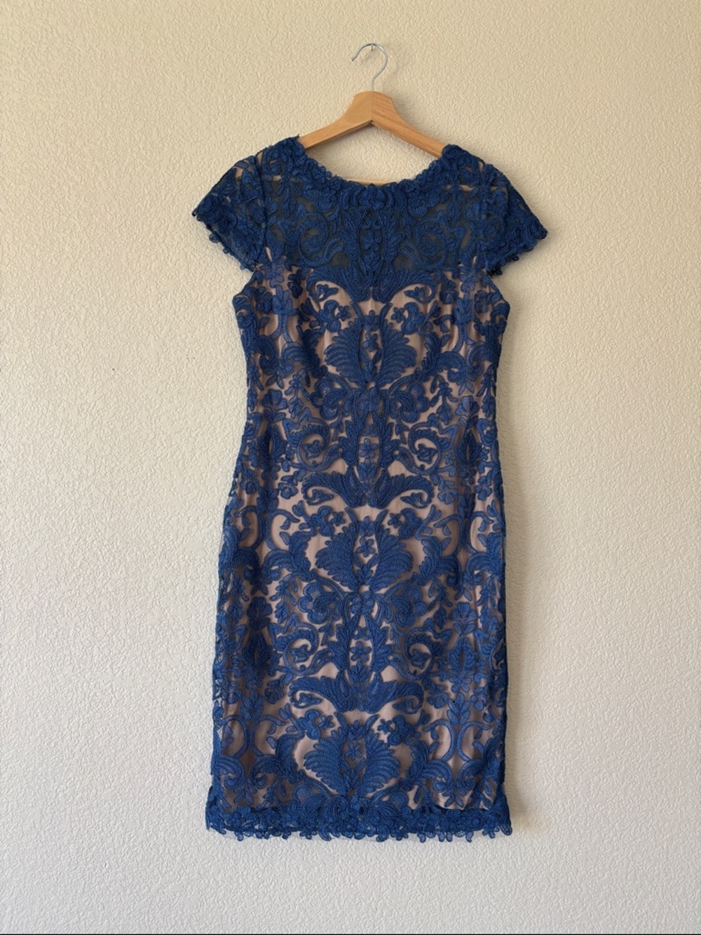 Tadashi Shoji Navy and Nude Embroidery Tulle Cap Sleeve Dress
